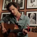 Watch Steve Moakler’s Powerful Acoustic Performance of “Riser”