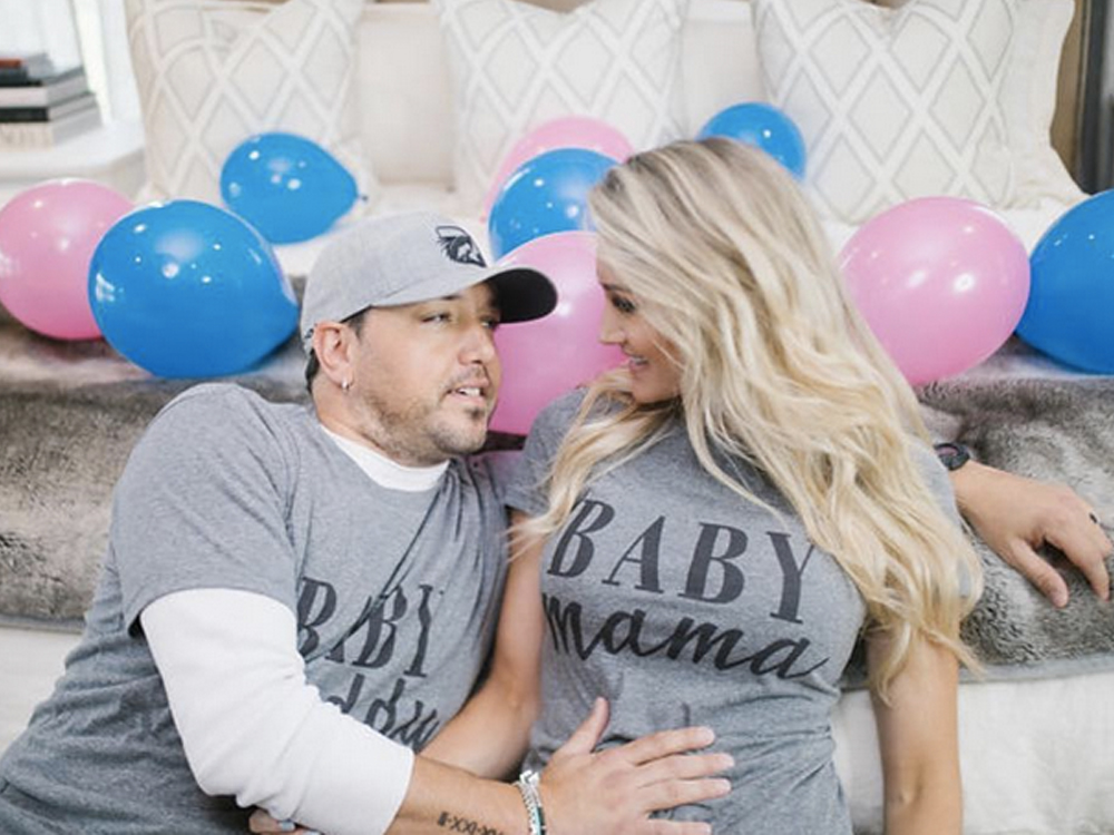 Jason Aldean and Wife Brittany Are Expecting Their First Child